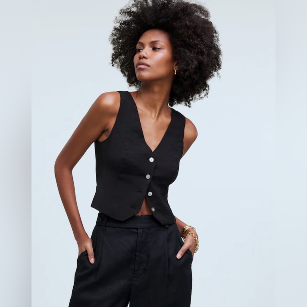 Madewell Black Button-Front Crop Vest
